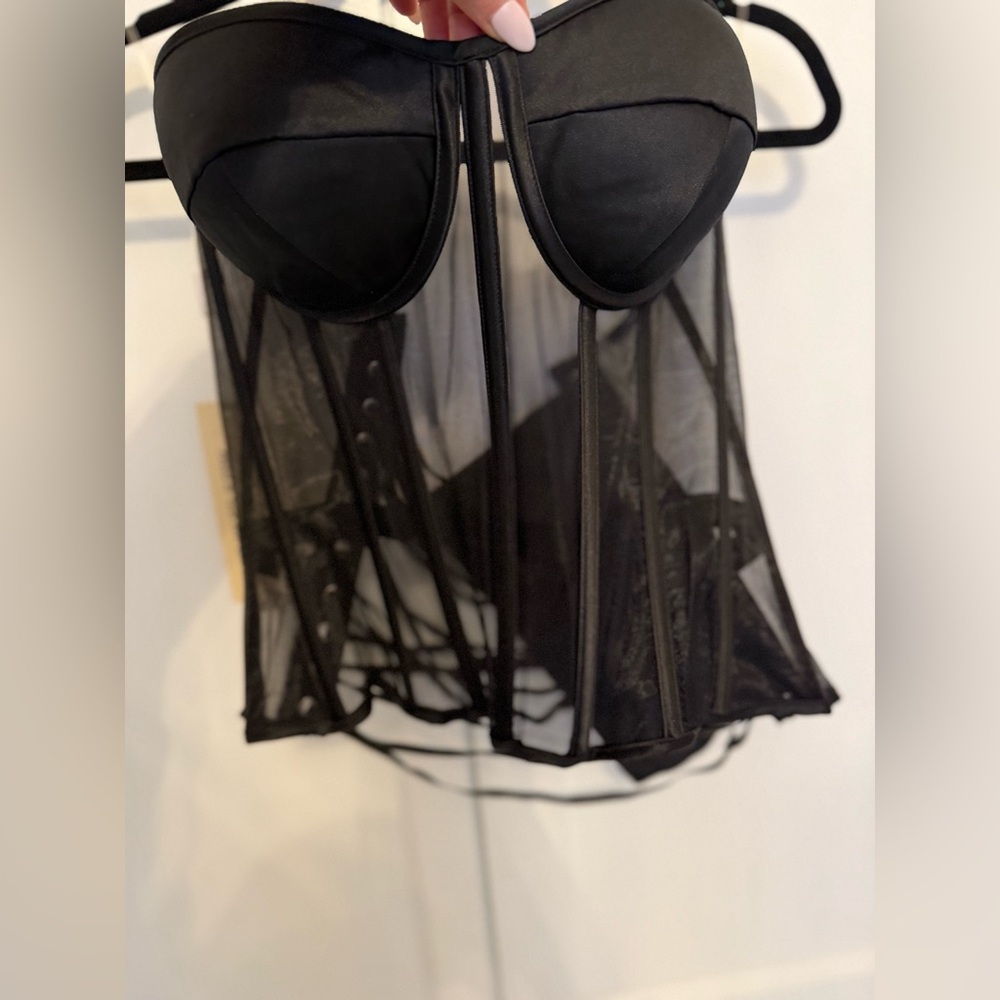 Perfect Corset small with D cup Chic Black Sheer Bustier NWT